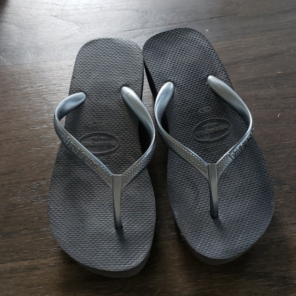 Heeled Havaianas